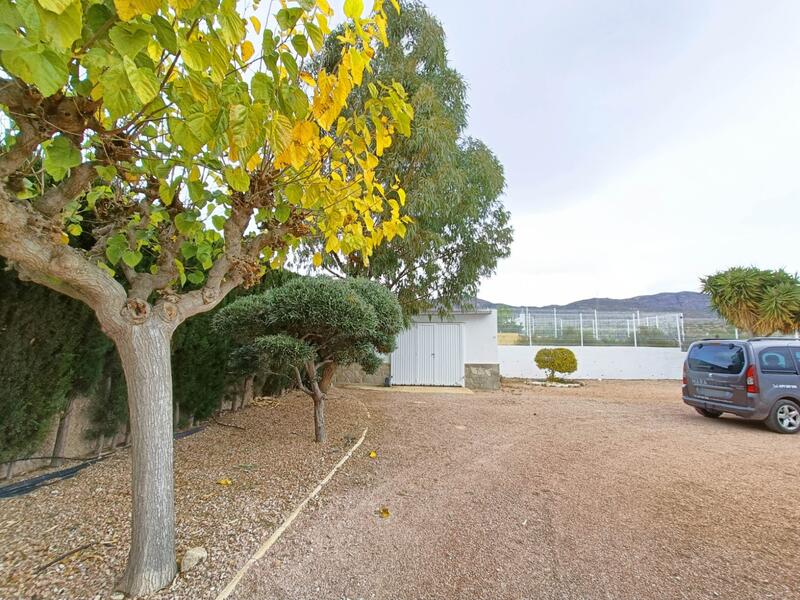 3 Schlafzimmer Villa zu verkaufen 3 Schlafzimmer Villa zu verkaufen