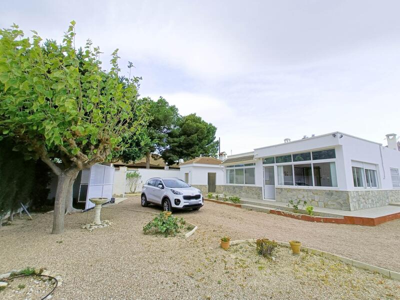 3 Schlafzimmer Villa zu verkaufen 3 Schlafzimmer Villa zu verkaufen