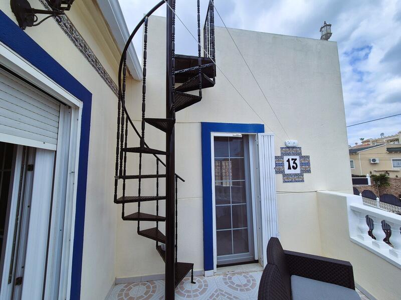 3 спальная комната вилла продается