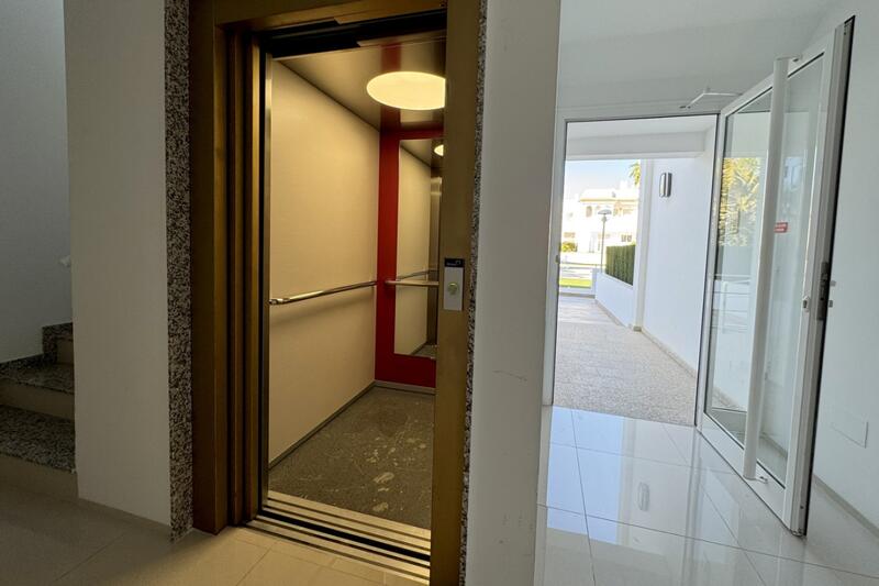 3 bedroom Apartment for sale 3 bedroom Apartment for sale