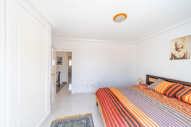 3 Schlafzimmer Stadthaus zu verkaufen 3 Schlafzimmer Stadthaus zu verkaufen