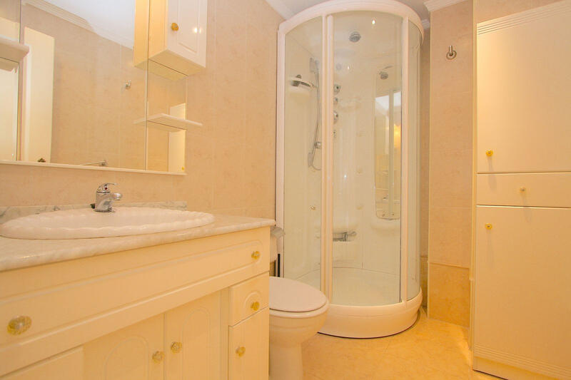 4 спальная комната квартира продается 4 спальная комната квартира продается