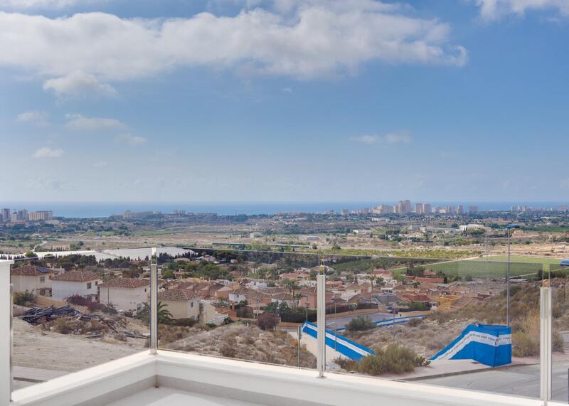 3 Schlafzimmer Villa zu verkaufen 3 Schlafzimmer Villa zu verkaufen