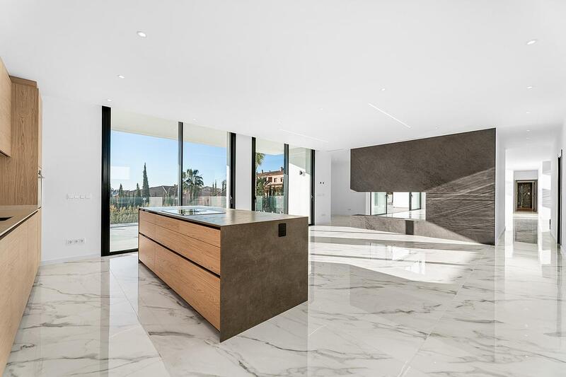 6 soverom Villa til salgs 6 soverom Villa til salgs