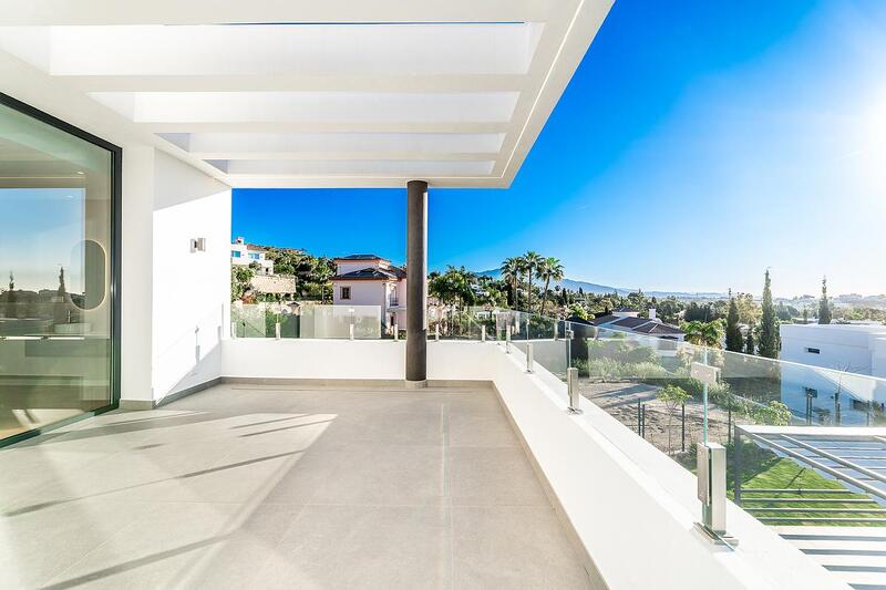 6 soverom Villa til salgs 6 soverom Villa til salgs