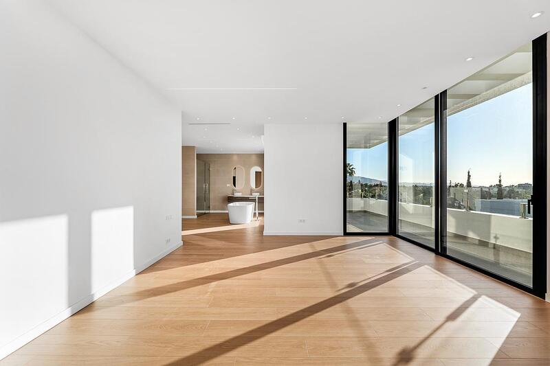 6 soverom Villa til salgs 6 soverom Villa til salgs