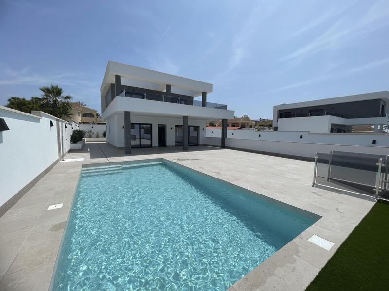 Villa til salg i Rojales, Alicante Villa til salg i Rojales, Alicante
