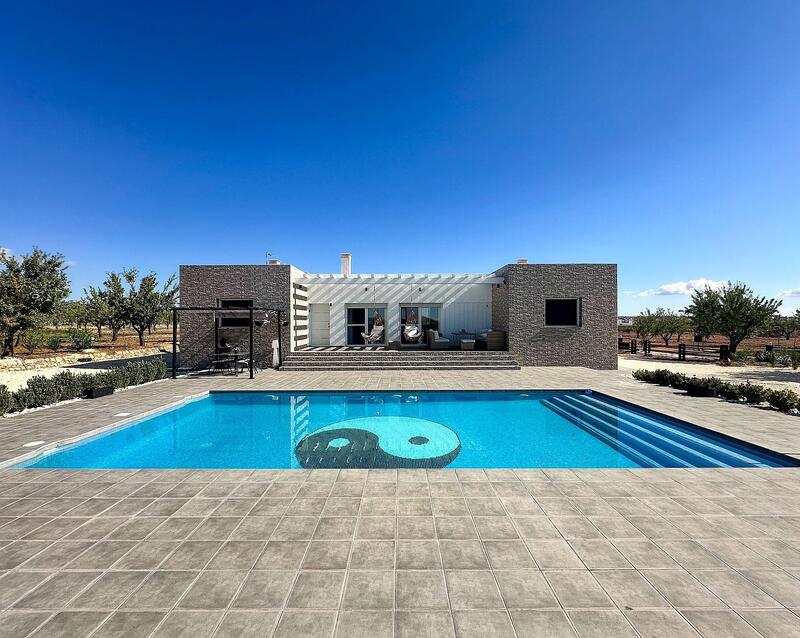 3 bedroom Villa for sale