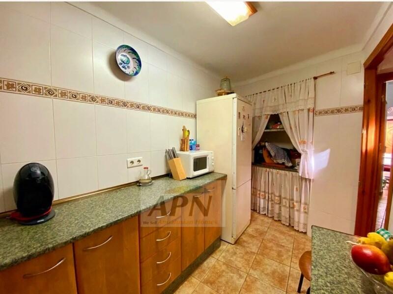 4 Schlafzimmer Stadthaus zu verkaufen