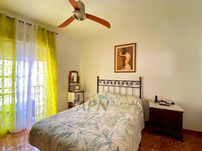 4 Schlafzimmer Stadthaus zu verkaufen