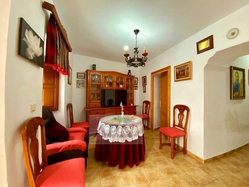 4 Schlafzimmer Stadthaus zu verkaufen