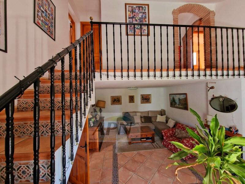 6 slaapkamer Landhuis Te koop 6 slaapkamer Landhuis Te koop