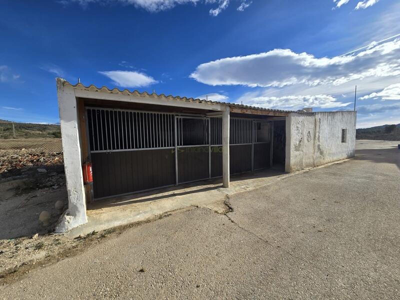 2 Cuarto Casa de Campo en venta