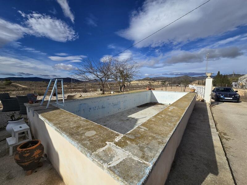 2 Cuarto Casa de Campo en venta