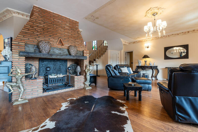 7 soverom Villa til salgs