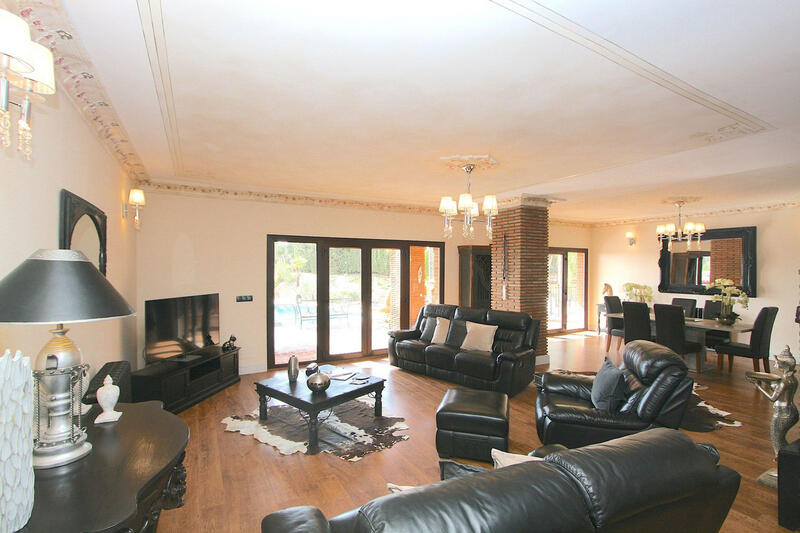 7 soverom Villa til salgs