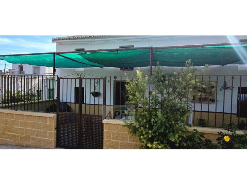 6 soverom Herregård til salgs