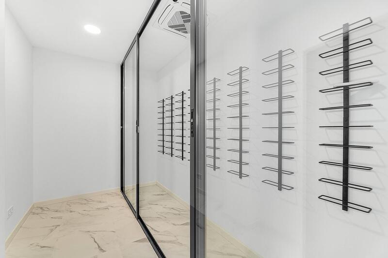 6 спальная комната вилла продается