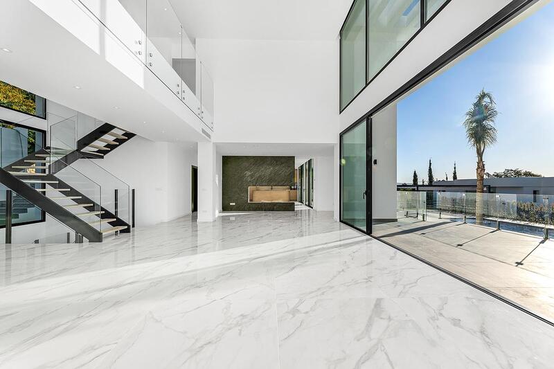 6 спальная комната вилла продается