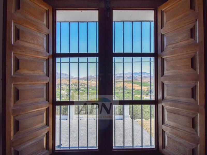 4 bedroom Country House for sale