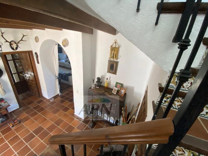 4 bedroom Country House for sale