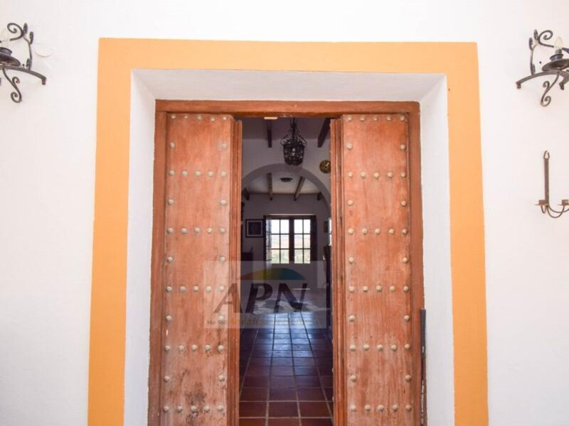 4 bedroom Country House for sale