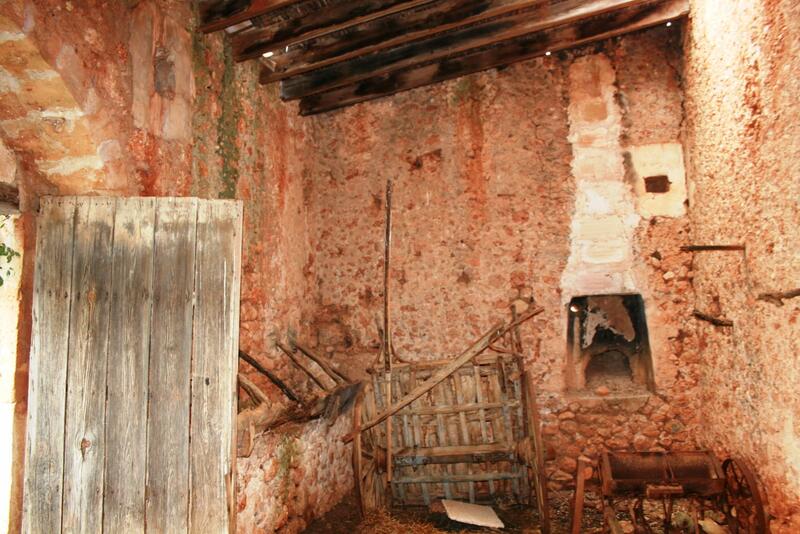 Lantställe till salu