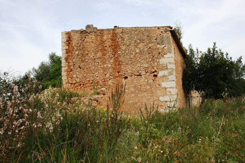 Lantställe till salu
