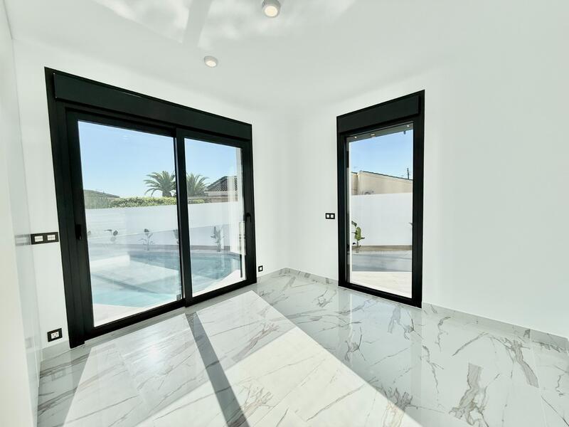 4 bedroom Villa for sale