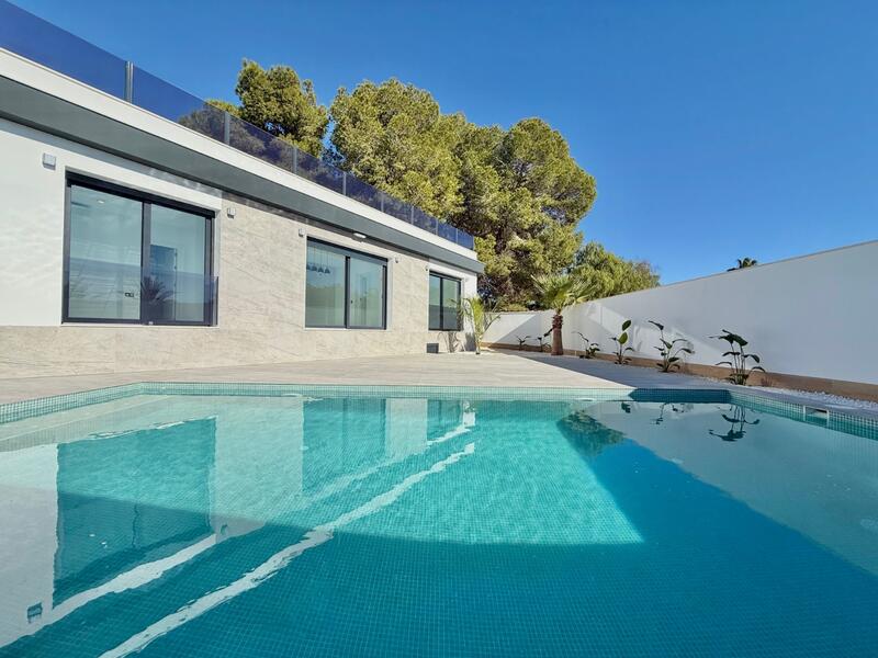 4 bedroom Villa for sale