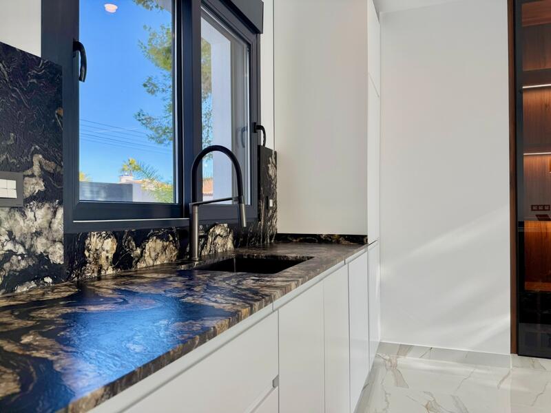 4 bedroom Villa for sale