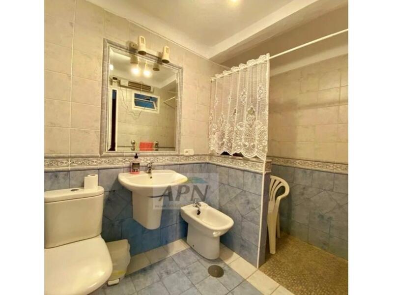 4 bedroom Townhouse for sale