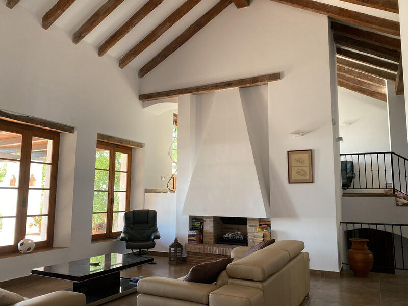 4 bedroom Villa for sale