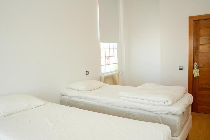 6 Cuarto Villa en venta