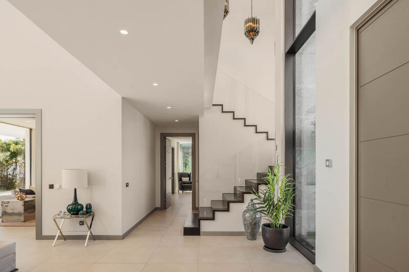 5 soveværelse Villa til salg