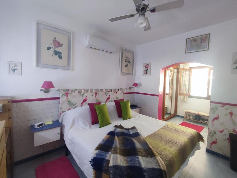 6 soverom Villa til salgs