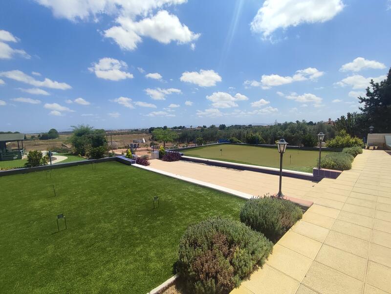 6 soverom Villa til salgs