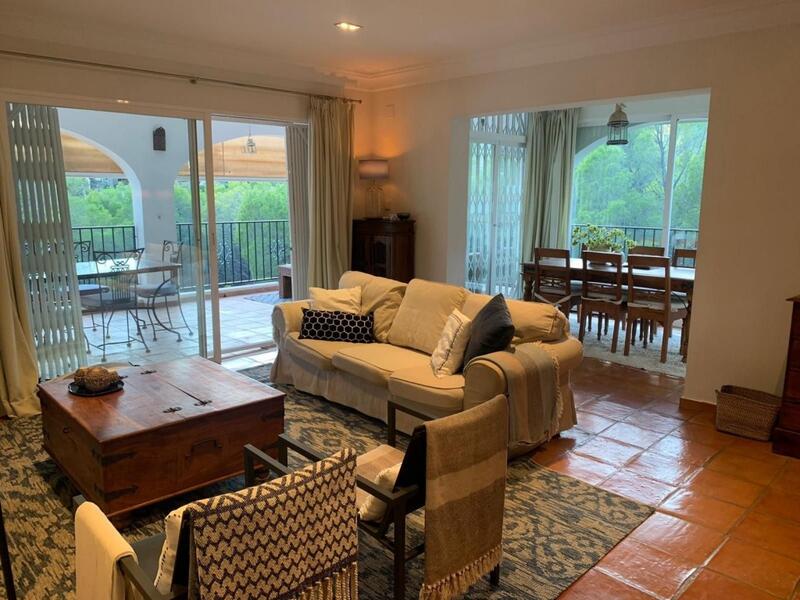 5 bedroom Villa for sale