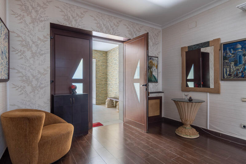 6 Schlafzimmer Villa zu verkaufen