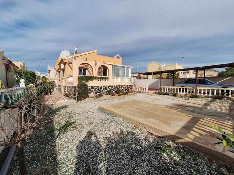 Villa en venta en Camposol, Murcia