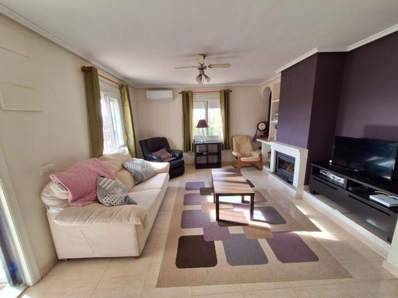 2 Schlafzimmer Villa zu verkaufen