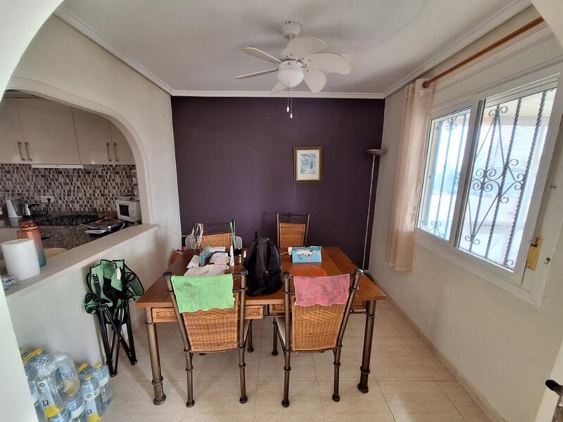 2 Schlafzimmer Villa zu verkaufen