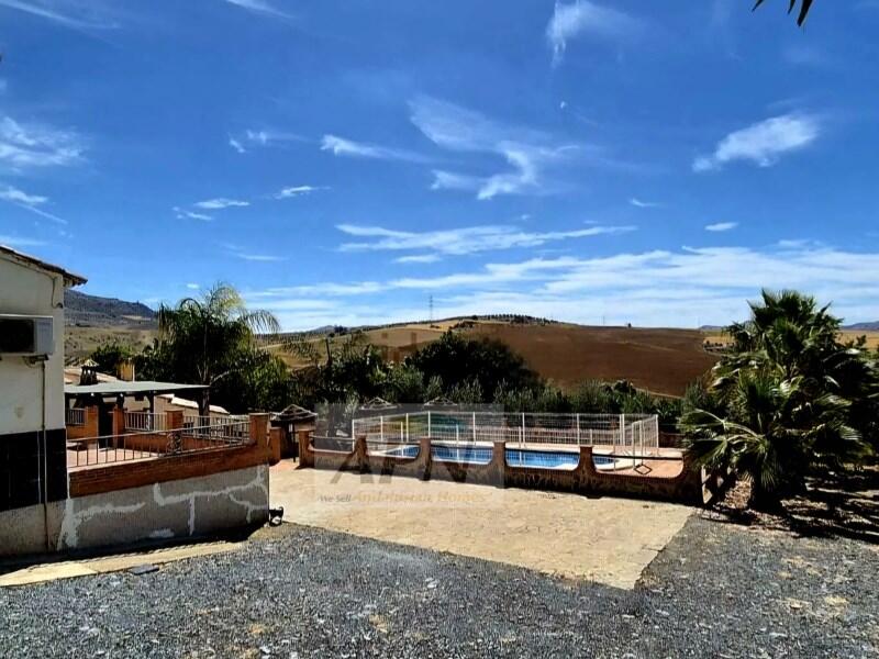 3 soverom Herregård til salgs