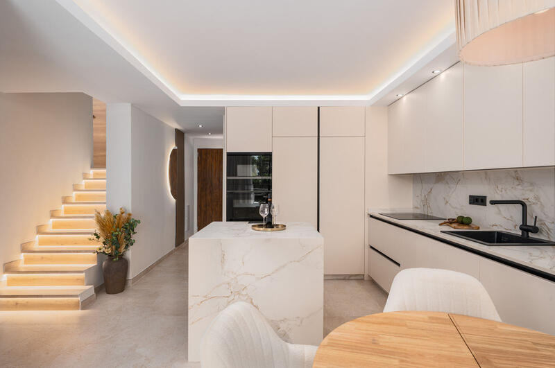 3 bedroom Apartment for sale