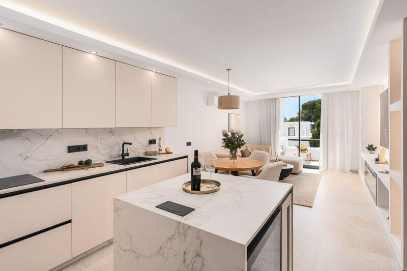 3 bedroom Apartment for sale