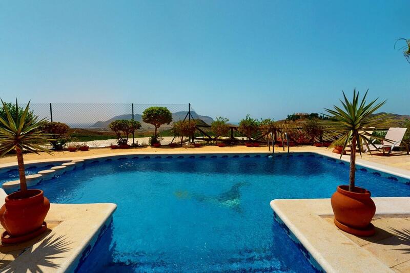 5 soverom Villa til salgs