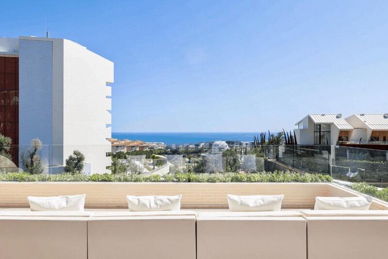 Villa zu verkaufen in Fuengirola, Málaga