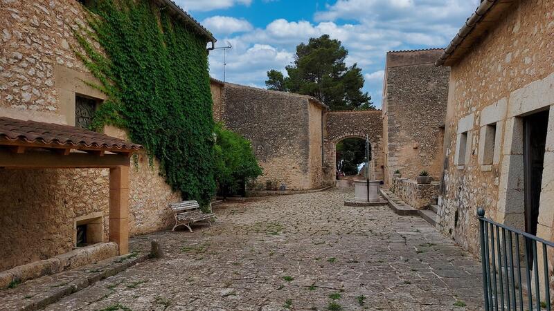 11 sovrum Lantställe till salu