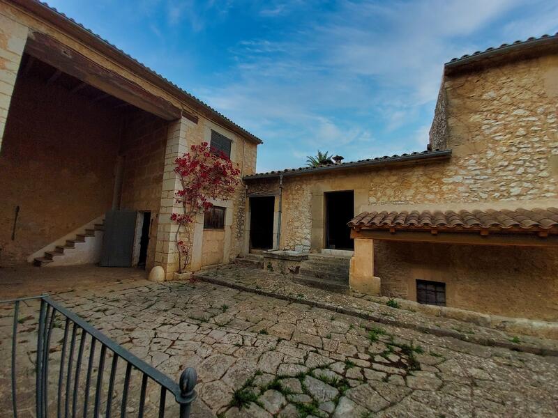 11 sovrum Lantställe till salu