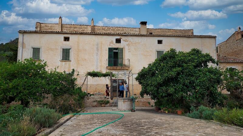 11 sovrum Lantställe till salu